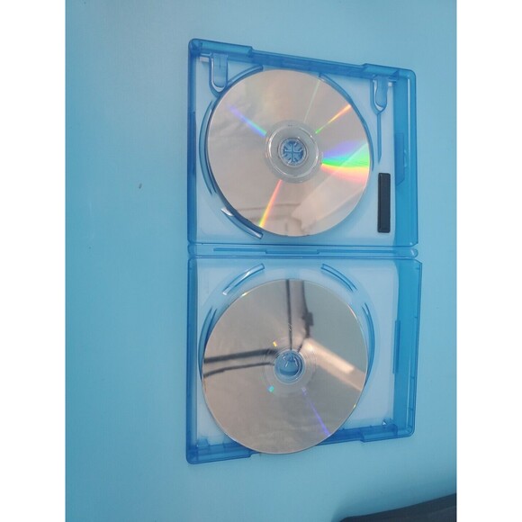 Puss In Boots Movie Blu Ray + DVD Animated DreamWorks 2011 Antonio Banderas - Picture 4 of 4